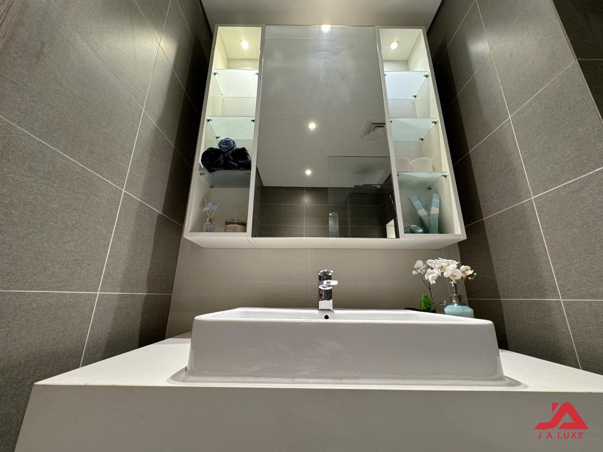 Cozy Sea View Apt In Liv Residence Tower, Dubai Marina Cozy Marina & Sea View Apt In Bay Central Tower With Modern Gym & Pool, Steps To Jbr Beach & Metro Extérieur photo